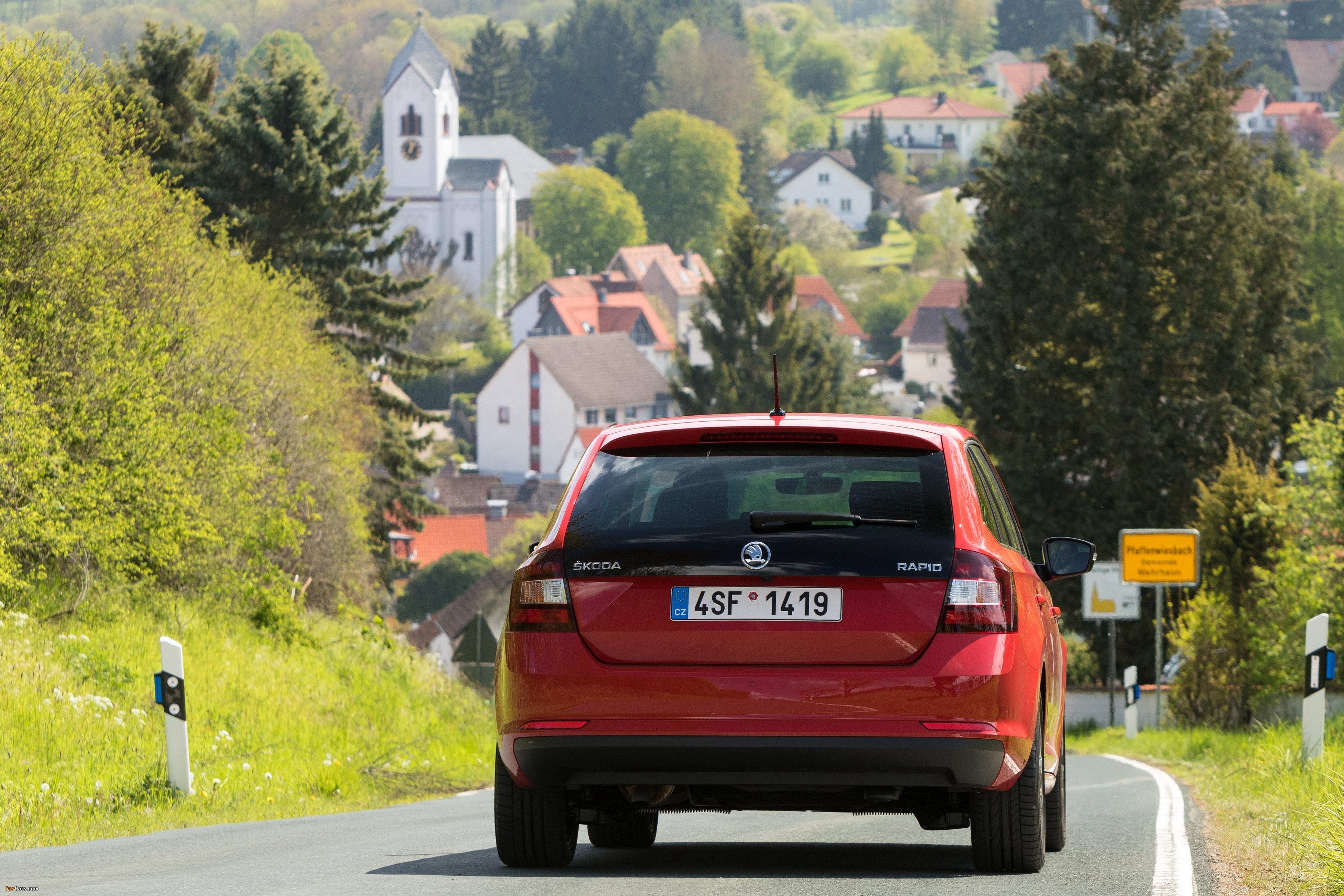 Škoda Rapid Spaceback 2017 photos (4096 x 2731)