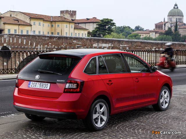 Škoda Rapid Spaceback 2013 wallpapers (640 x 480)