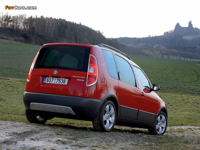 Pictures of Škoda Roomster Scout 2007–10 (640 x 480)
