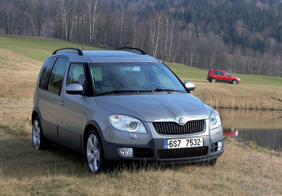 Škoda Roomster Scout 2007–10 pictures