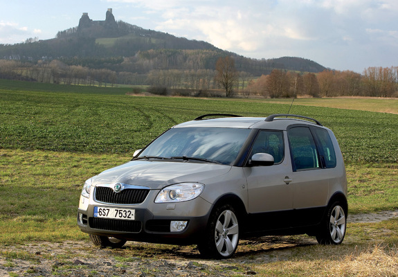 Škoda Roomster Scout 2007–10 pictures
