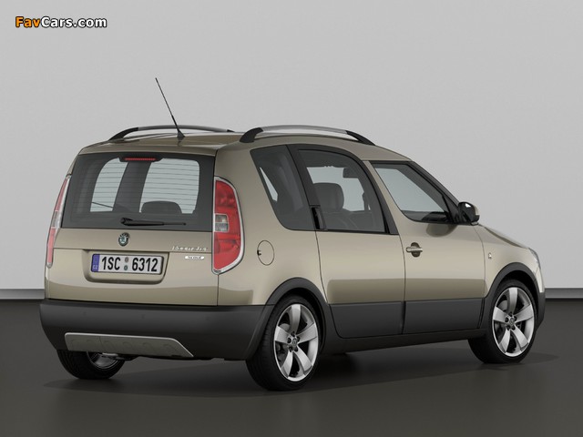 Škoda Roomster Scout 2010 wallpapers (640 x 480)