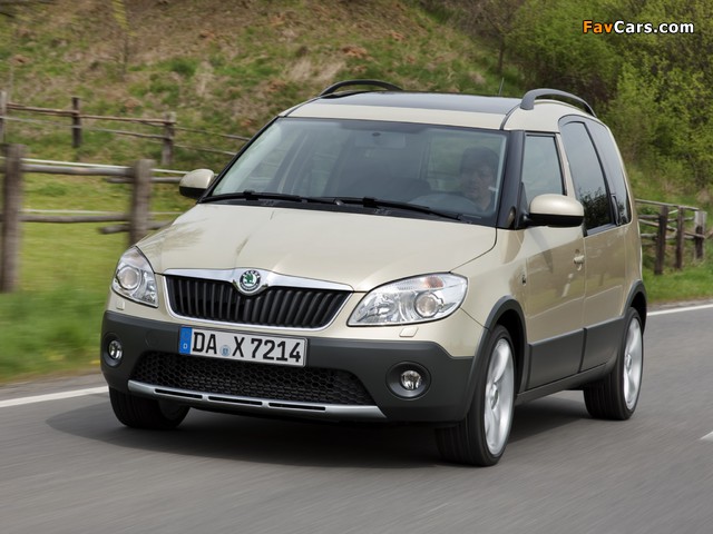 Škoda Roomster Scout 2010 wallpapers (640 x 480)
