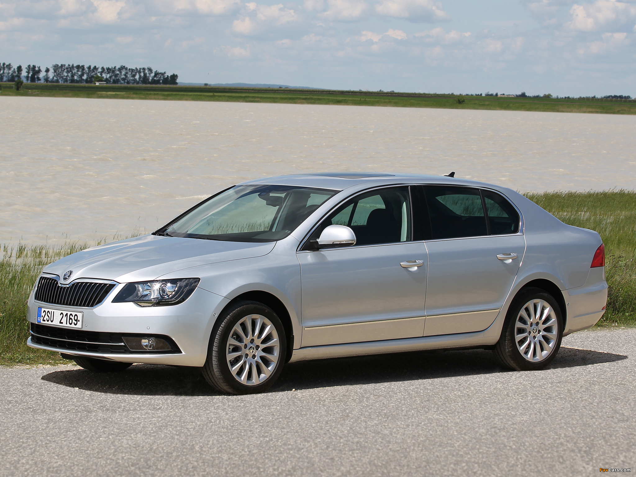 Images of Škoda Superb 2013 (2048 x 1536)