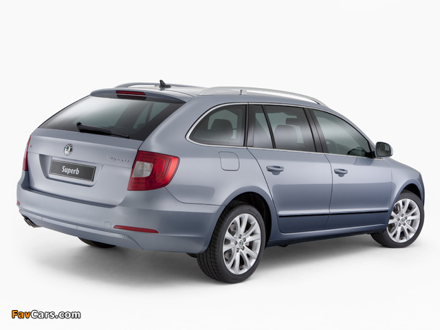 Photos of Škoda Superb Combi AU-spec 2009–13 (640 x 480)