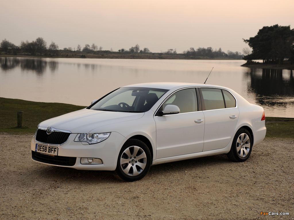 Photos of Škoda Superb GreenLine UK-spec 2009–13 (1024 x 768)