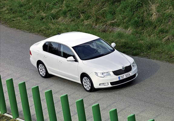 Photos of Škoda Superb GreenLine 2009–13