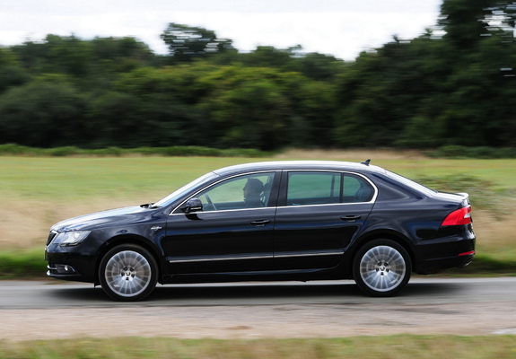 Photos of Škoda Superb Laurin & Klement UK-spec 2013