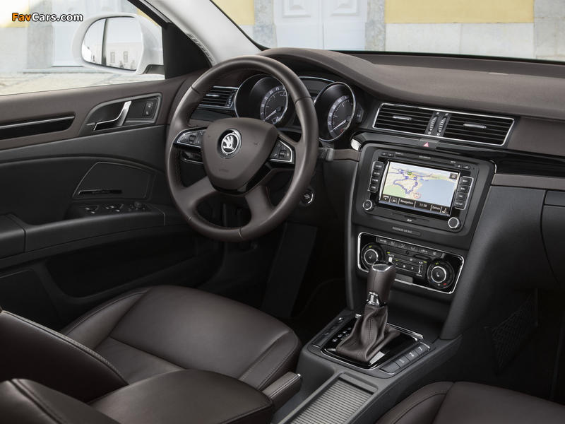 Pictures of Škoda Superb Combi Laurin & Klement 2013 (800 x 600)