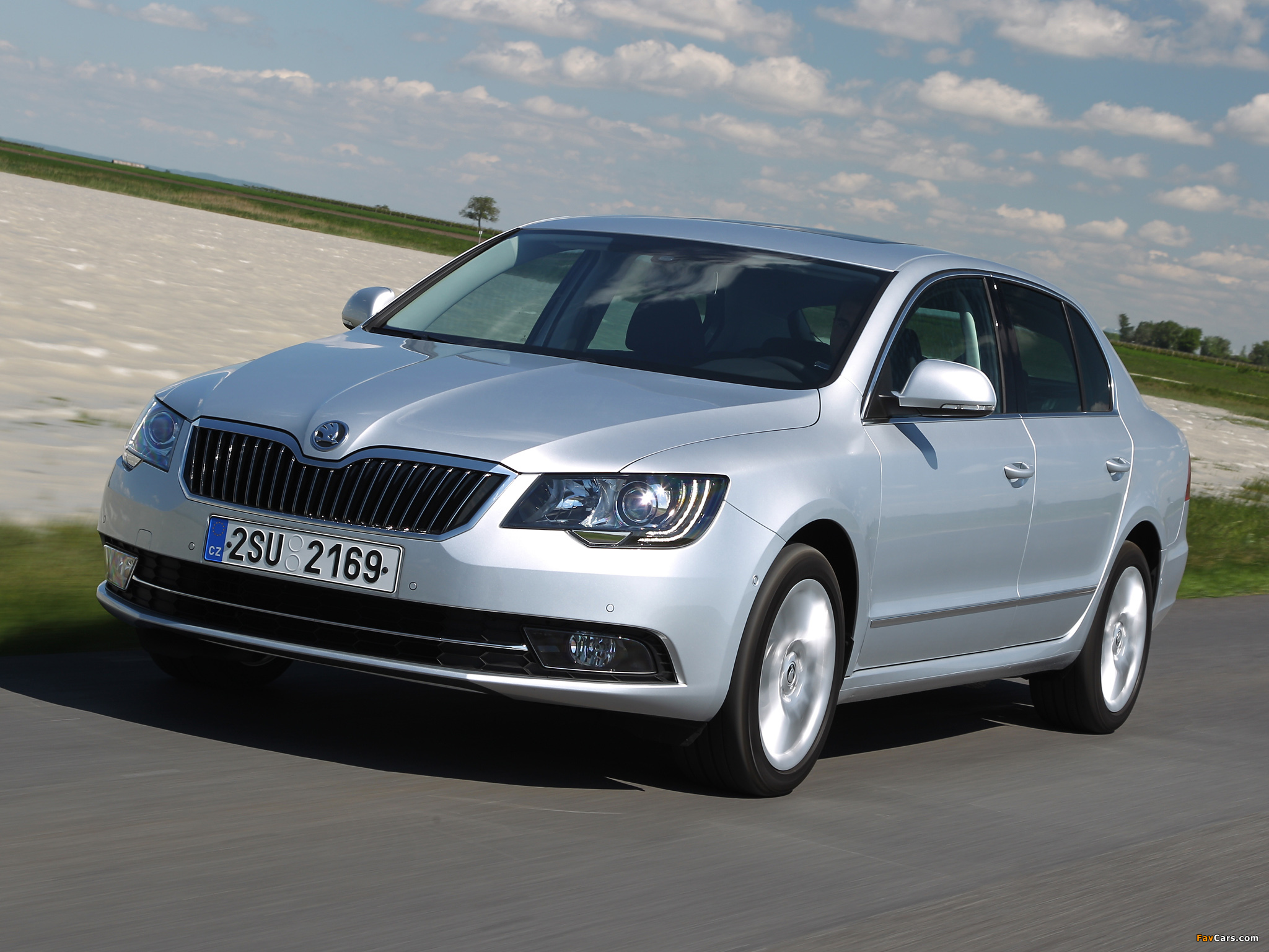 Pictures of Škoda Superb 2013 (2048 x 1536)