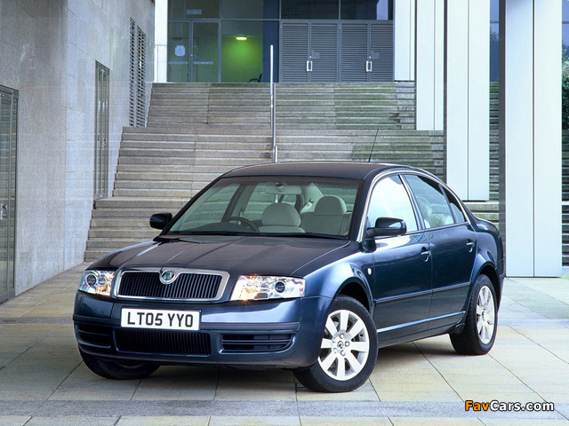 Škoda Superb UK-spec 2002–06 images (640 x 480)