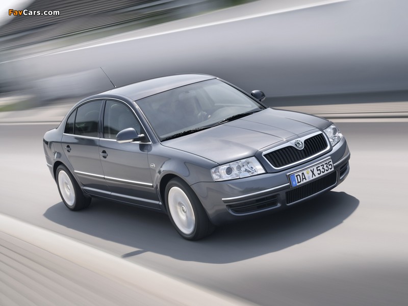 Škoda Superb 2006–08 images (800 x 600)
