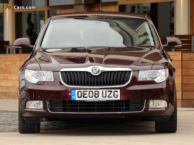 Škoda Superb UK-spec 2008–13 images (640 x 480)