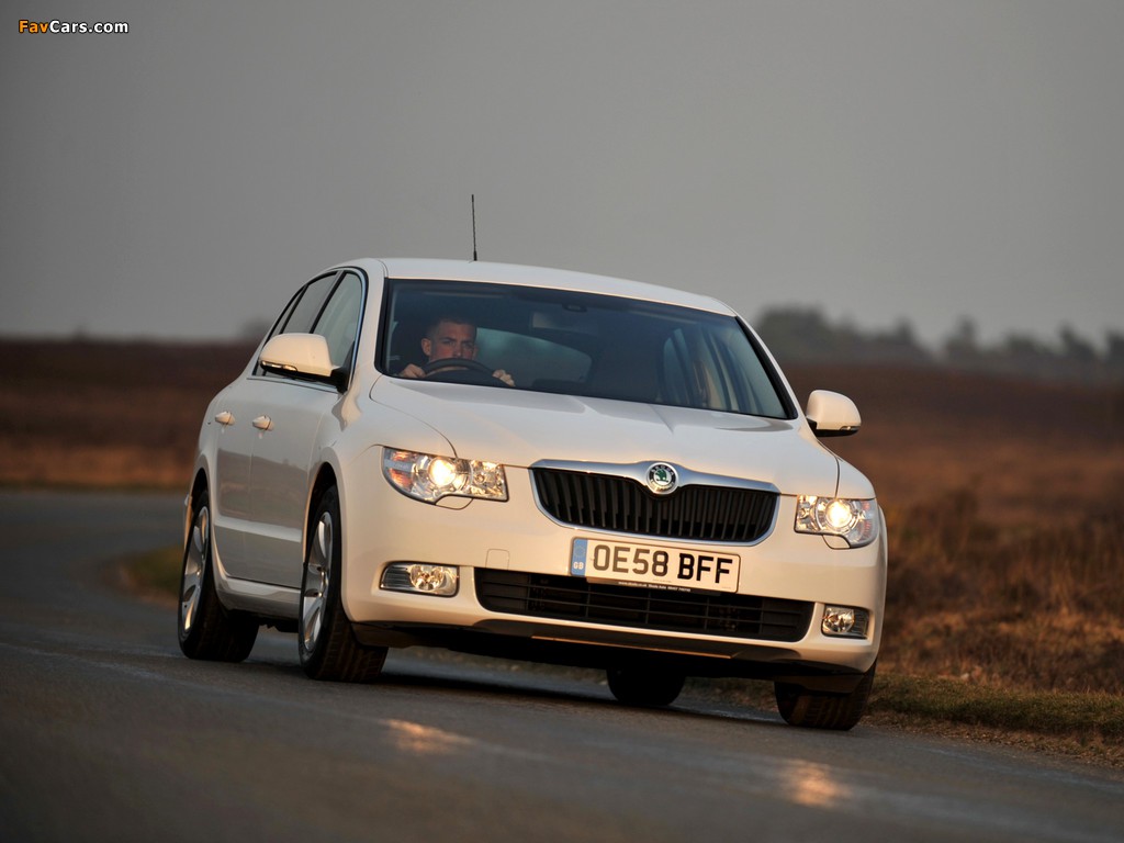 Škoda Superb GreenLine UK-spec 2009–13 pictures (1024 x 768)