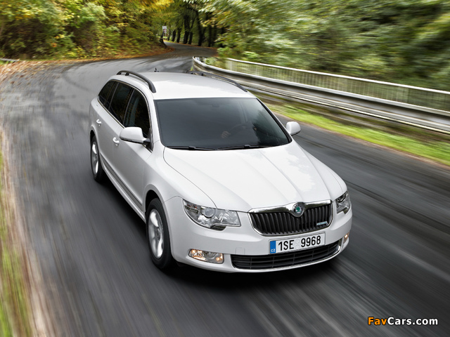 Škoda Superb Combi GreenLine 2009–13 pictures (640 x 480)