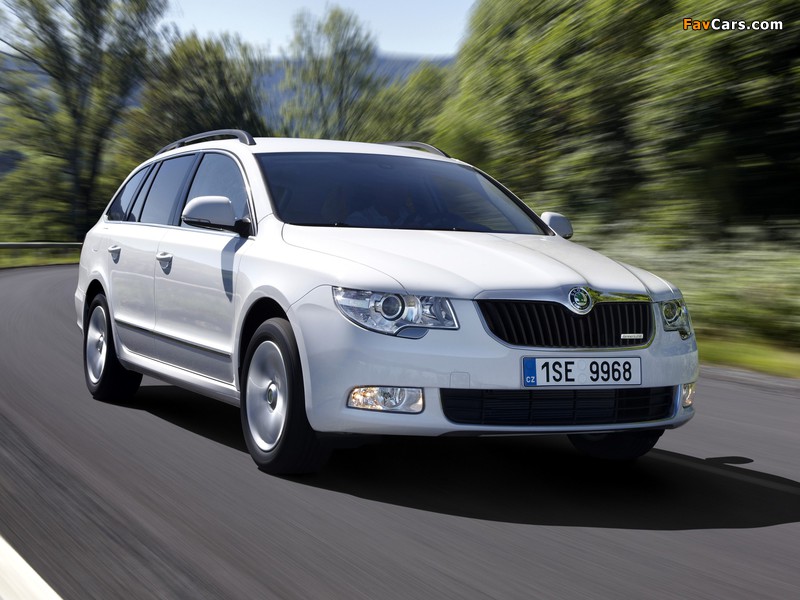 Škoda Superb Combi GreenLine 2009–13 wallpapers (800 x 600)