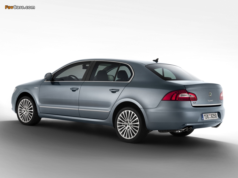 Škoda Superb Laurin & Klement 2011–13 pictures (800 x 600)