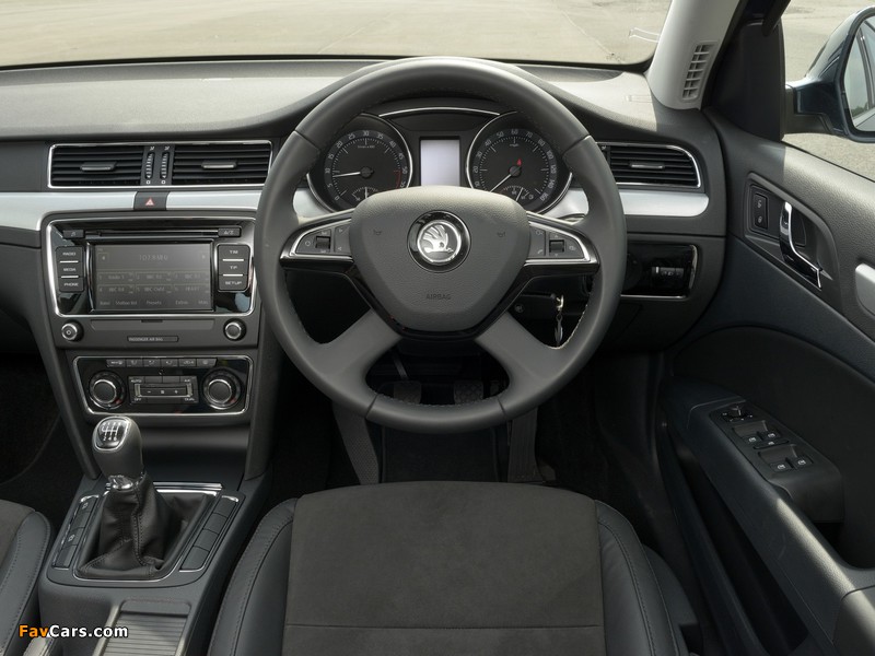 Škoda Superb GreenLine UK-spec 2013 images (800 x 600)