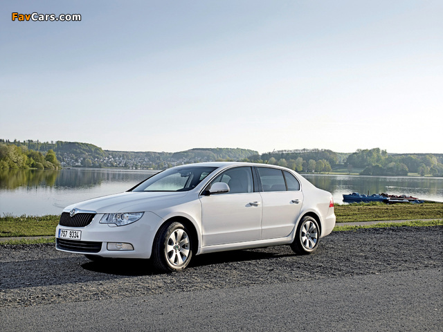 Škoda Superb GreenLine 2009–13 wallpapers (640 x 480)