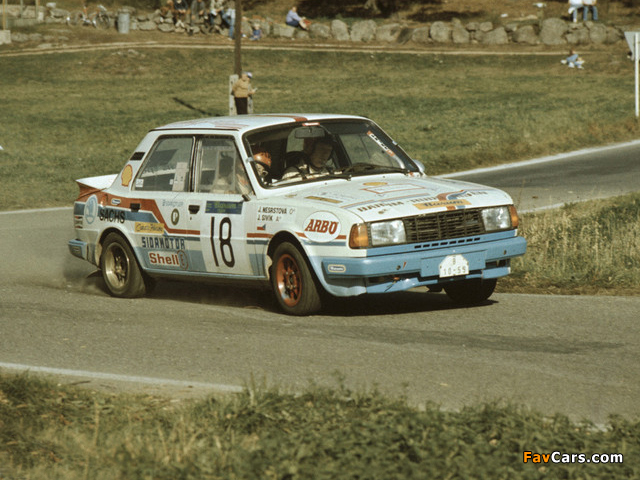 Škoda 130 LR (Type 742) 1984–88 pictures (640 x 480)