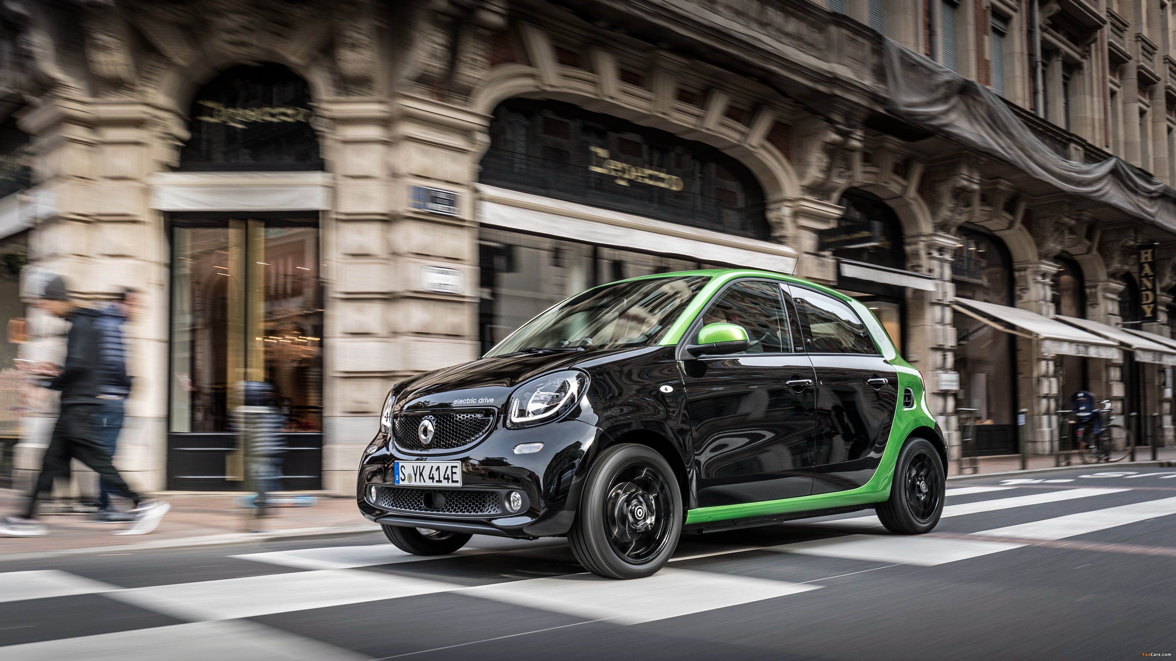 Smart ForFour prime electric drive (W453) 2017 wallpapers (4096 x 2304)