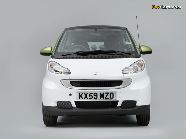 Smart ForTwo Electric Drive UK-spec 2009–11 images (640 x 480)