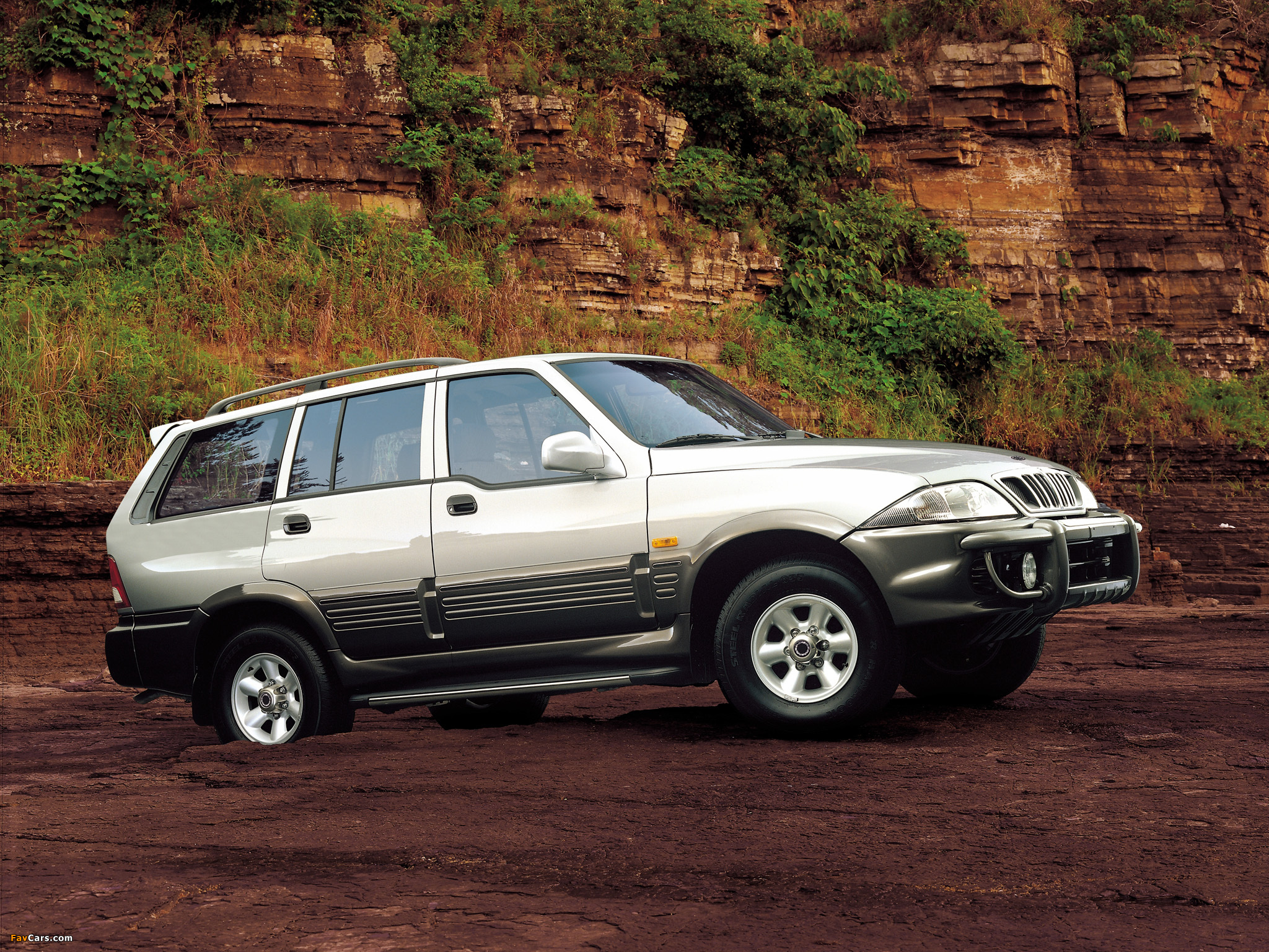 SsangYong Musso 1998–2005 pictures (2048 x 1536)