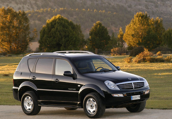 Pictures of SsangYong Rexton 2001–06