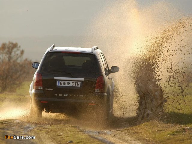 SsangYong Rexton 2001–06 pictures (640 x 480)