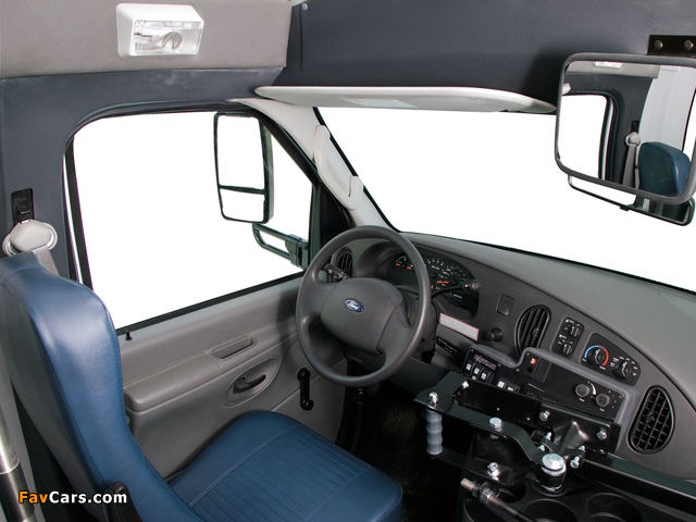 Images of StarTrans Candidate based on Ford E-350 2008 (640 x 480)
