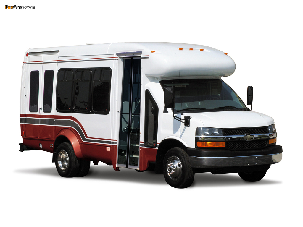 StarTrans Candidate based on Chevrolet Express 2009 images (1024 x 768)