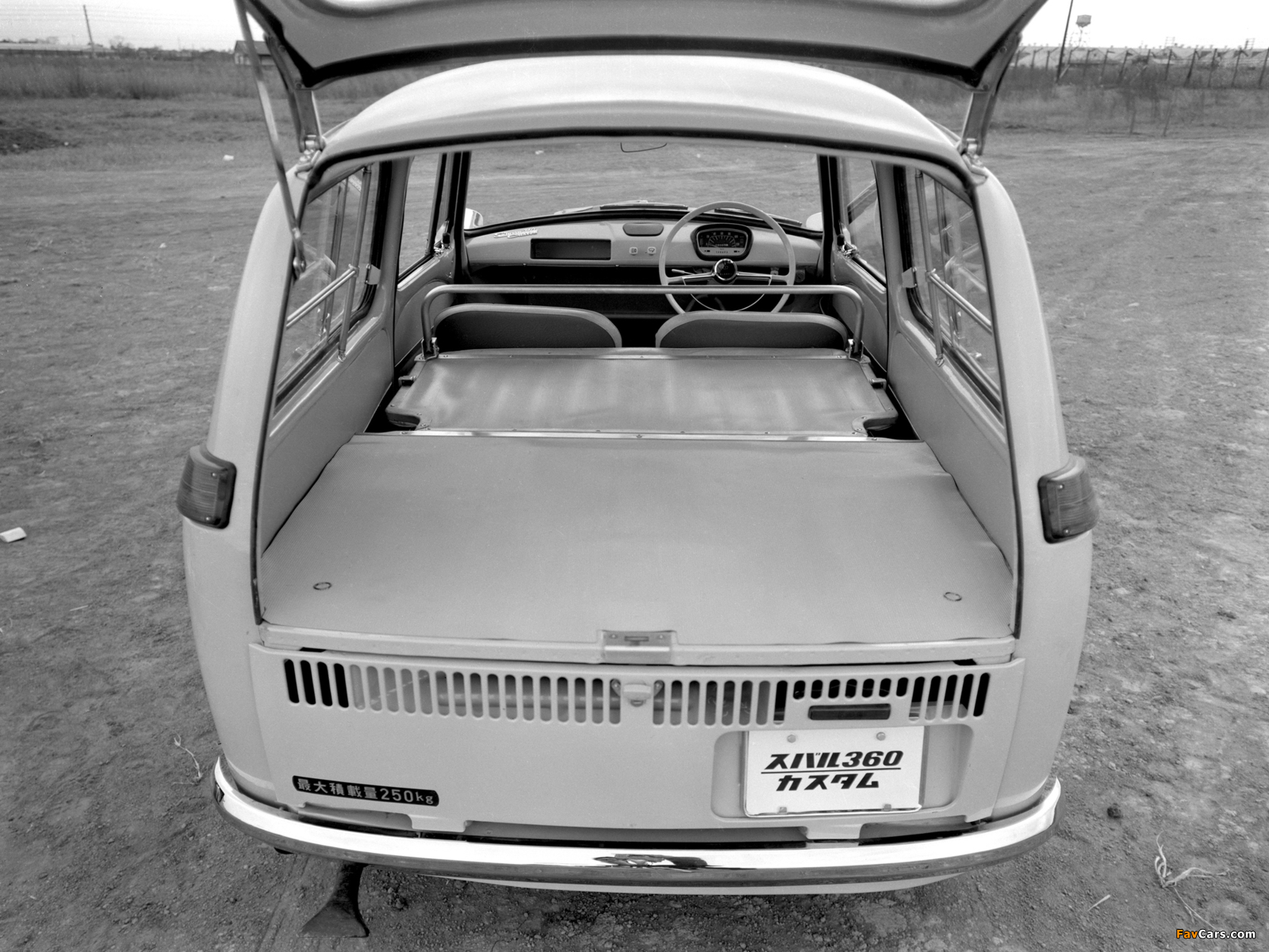 Photos of Subaru 360 Custom 1958–71 (1600 x 1200)