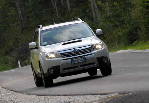 Images of Subaru Forester 2.0D 2008–11