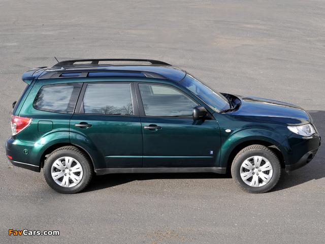 Images of Subaru Forester 30 Jahre (SH) 2010 (640 x 480)