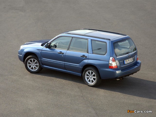 Photos of Subaru Forester 2.0X 2005–08 (640 x 480)