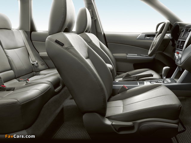 Photos of Subaru Forester US-spec (SH) 2010–12 (640 x 480)