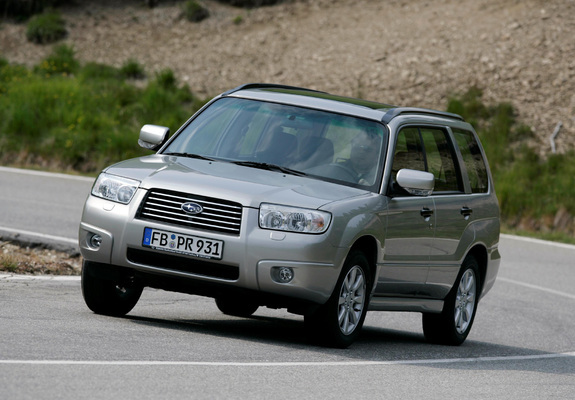 Pictures of Subaru Forester 2.0X 2005–08