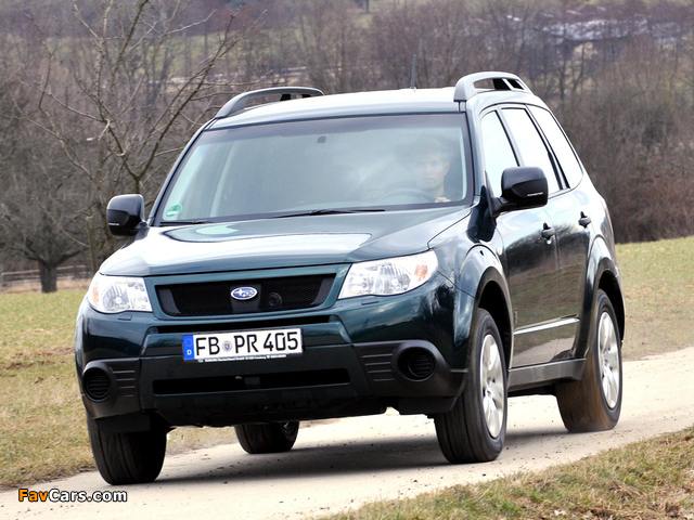 Pictures of Subaru Forester 30 Jahre (SH) 2010 (640 x 480)