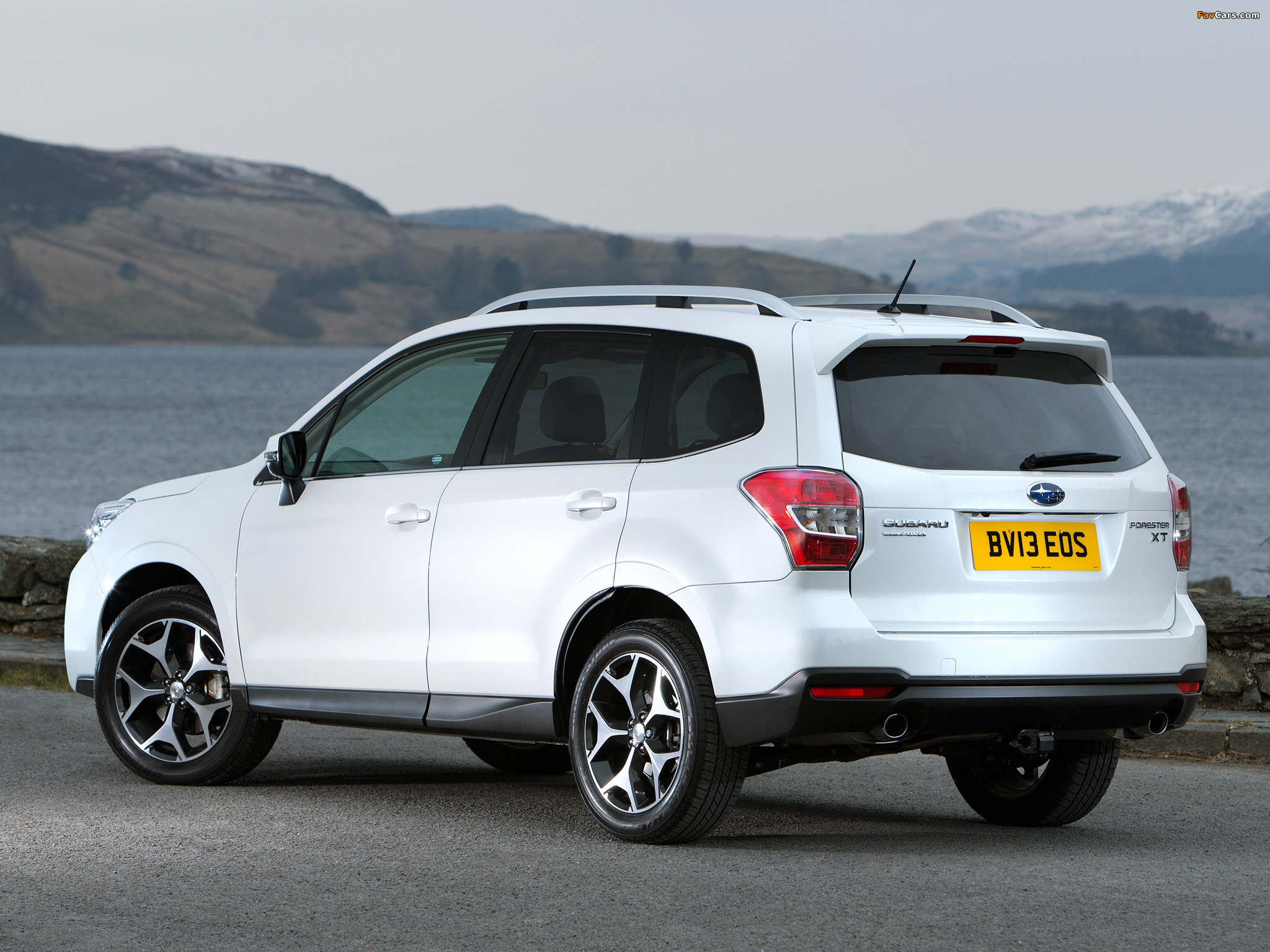 Pictures of Subaru Forester 2.0XT UK-spec 2013 (2048 x 1536)