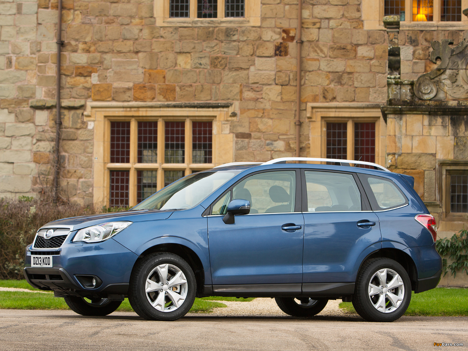 Pictures of Subaru Forester 2.0D XC UK-spec 2013 (1600 x 1200)
