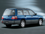 Subaru Forester 2.0GX 2000–02 pictures