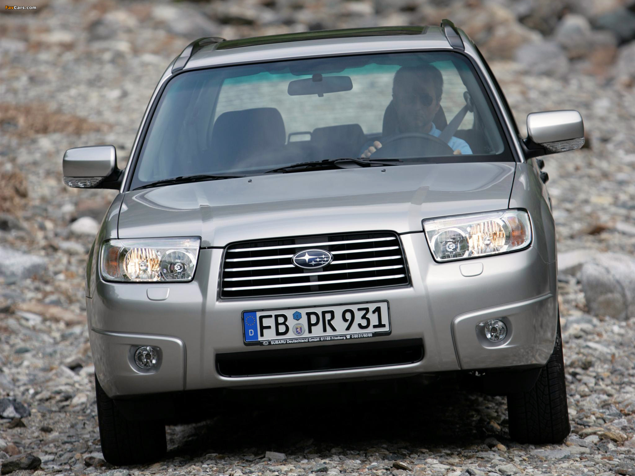 Subaru Forester 2.0X 2005–08 pictures (2048 x 1536)