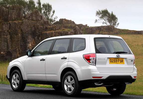 Subaru Forester 2.0D UK-spec (SH) 2008–11 images