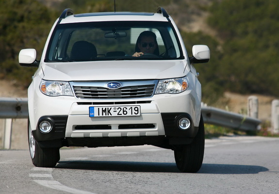 Subaru Forester 2008–11 pictures