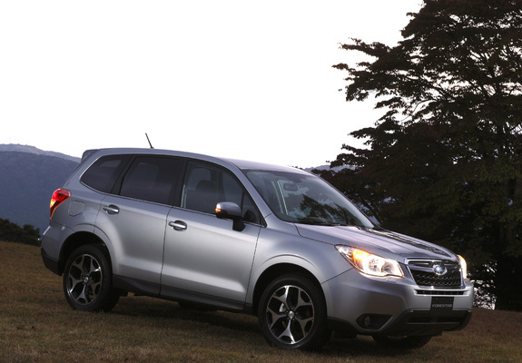 Subaru Forester 2.0i-S JP-spec 2012 pictures