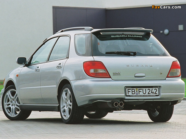 Images of Subaru Impreza WRX Sport Wagon (GGA) 2000–02 (640 x 480)