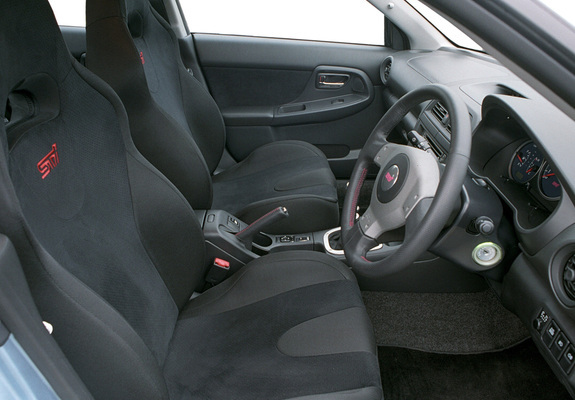 Images of Subaru Impreza WRX STi WR1 Special Edition (GDB) 2004–05