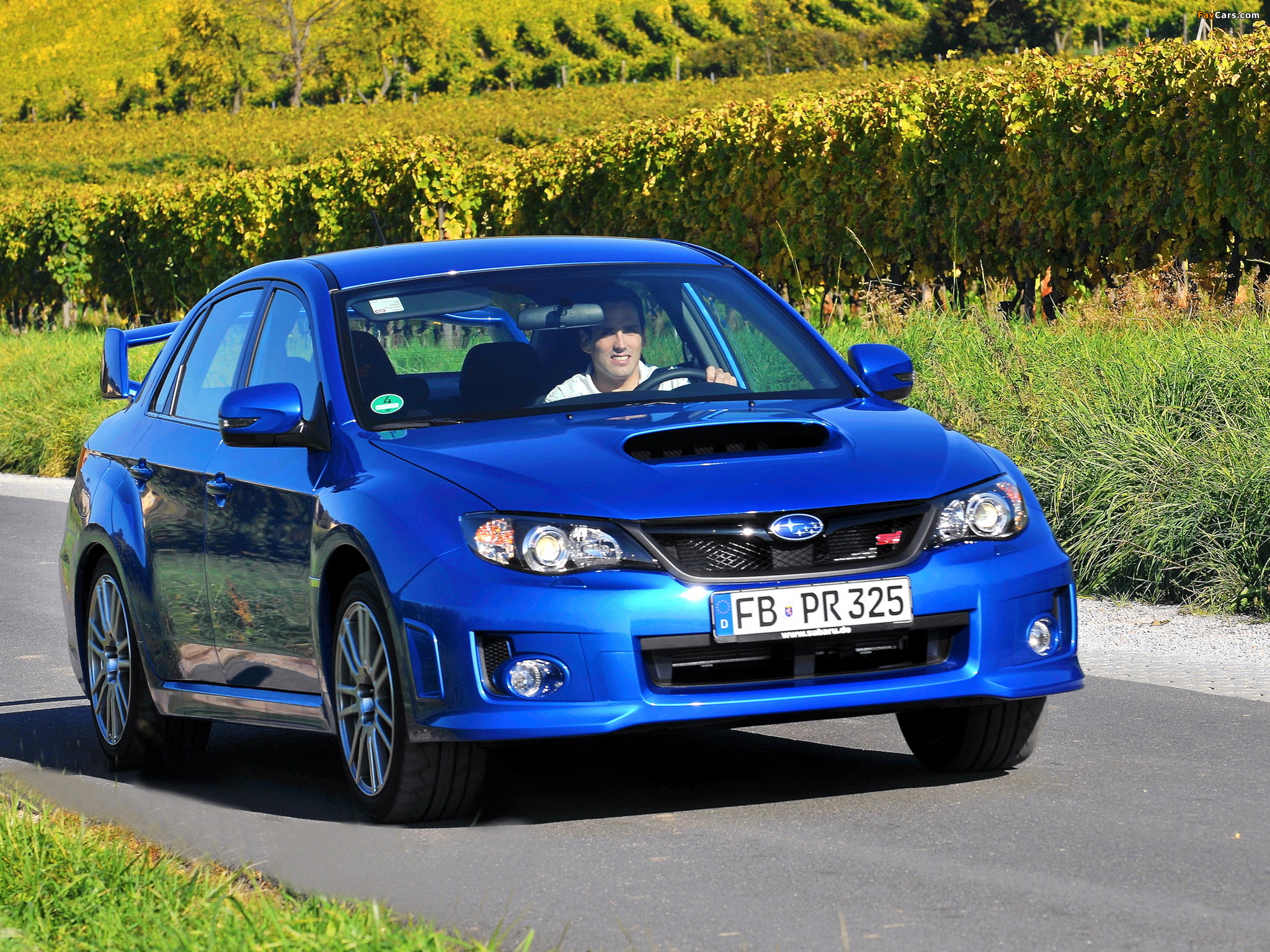 Photos of Subaru Impreza WRX STi Sedan 2010 (2048 x 1536)