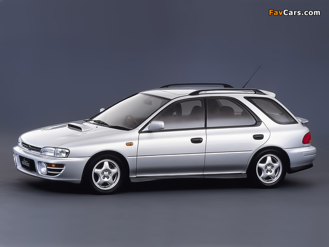 Pictures of Subaru Impreza WRX Wagon (GF8) 1992–96 (640 x 480)