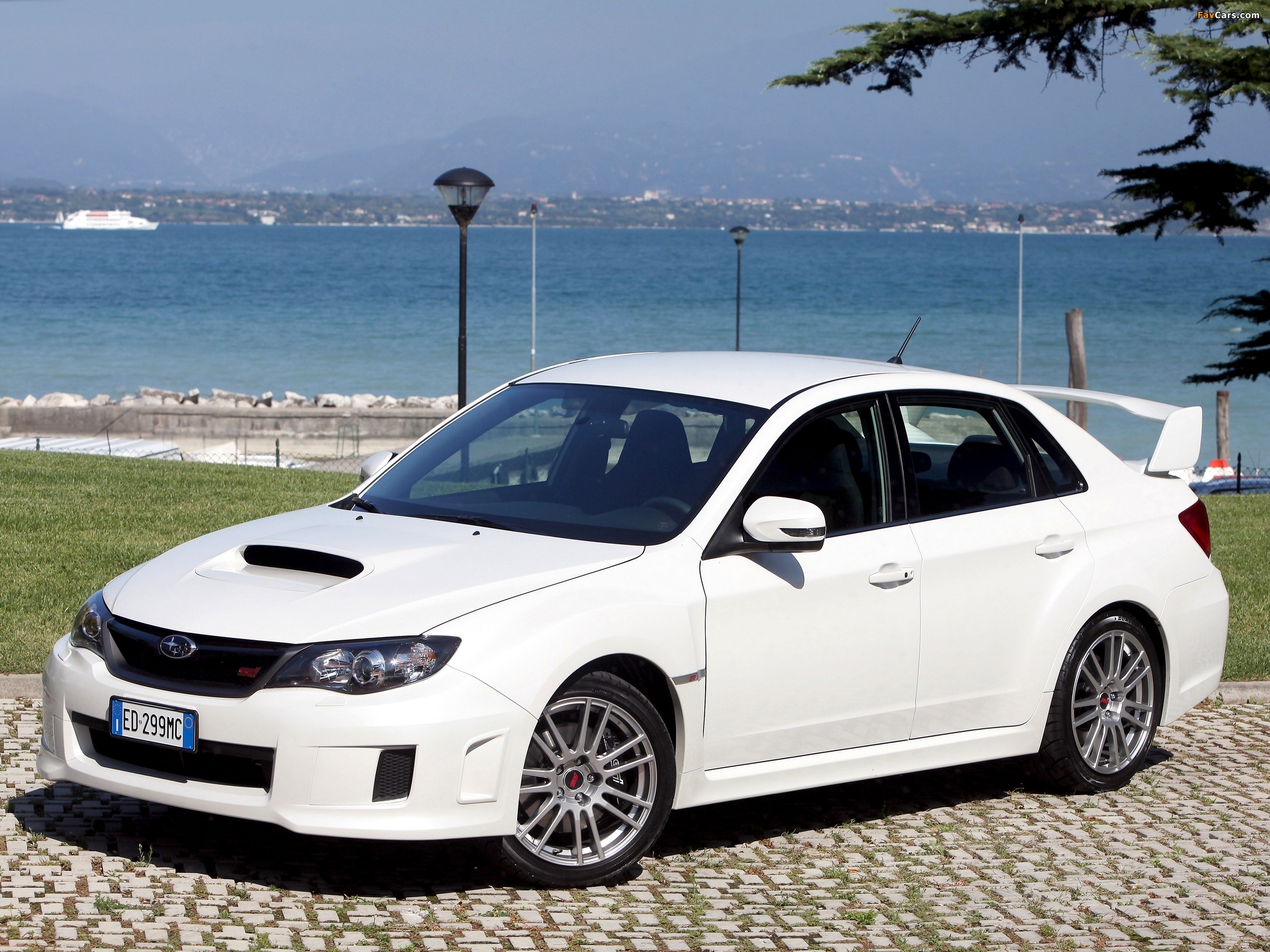 Pictures of Subaru Impreza WRX STi Sedan 2010 (2048 x 1536)